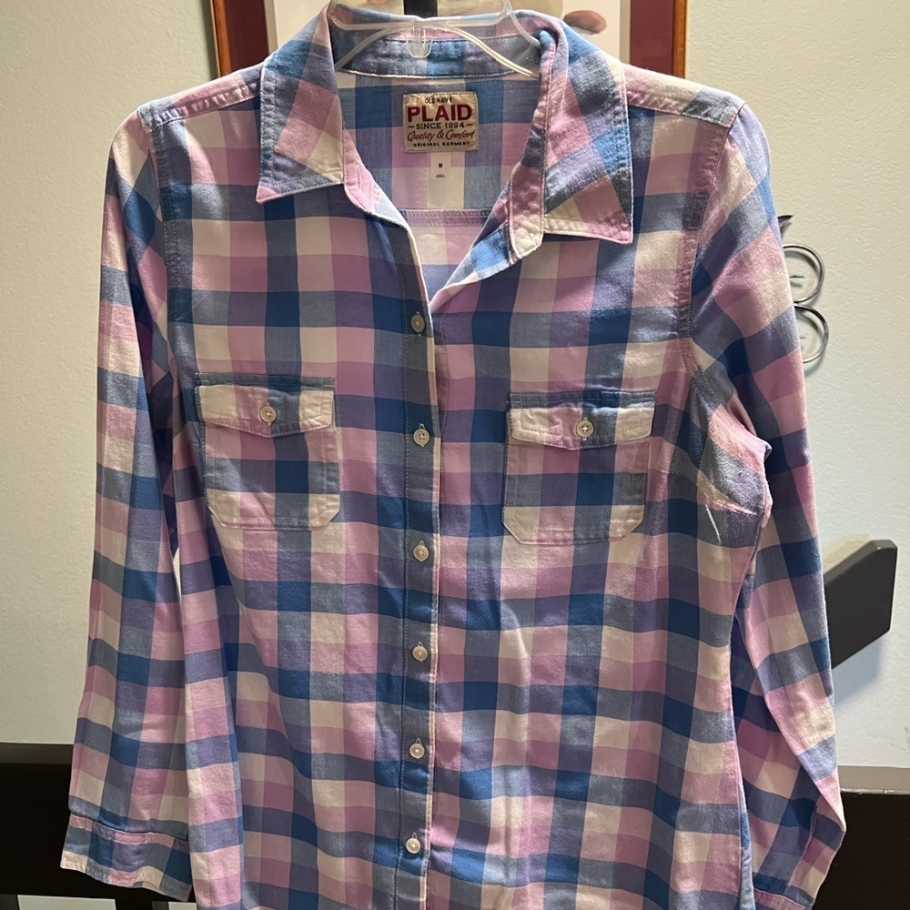 Old Navy Pink and Blue Plaid Shirt #300